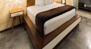 Luxury Room, 1 King Bed with Jacuzzi | Zimmersafe, Verdunkelungsvorhänge, kostenloses WLAN