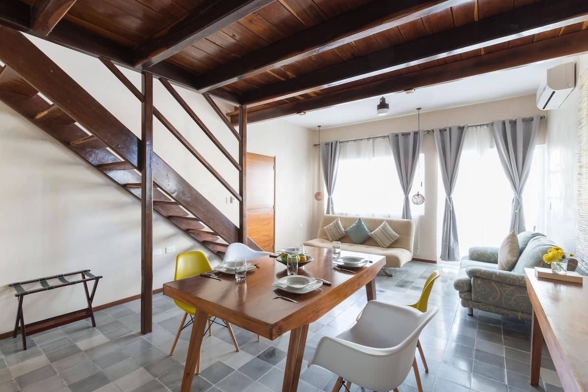 Coffres-forts dans les chambres, rideaux occultants, Wi-Fi gratuit