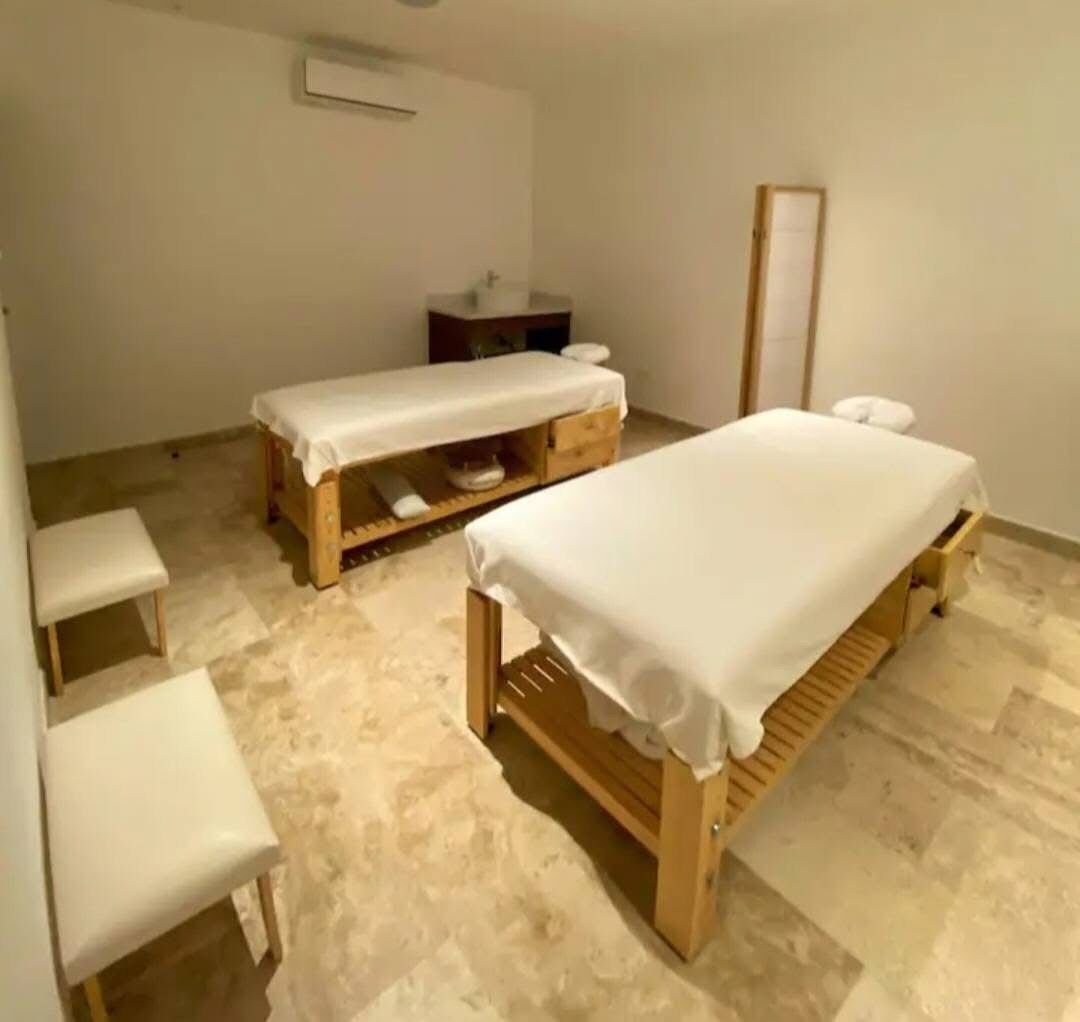 hot stone massages, deep-tissue massages, swedish massages
