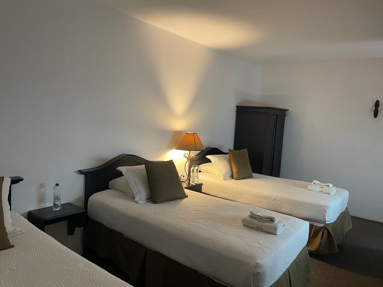 Skrifborð, straujárn/strauborð, ókeypis þráðlaus nettenging