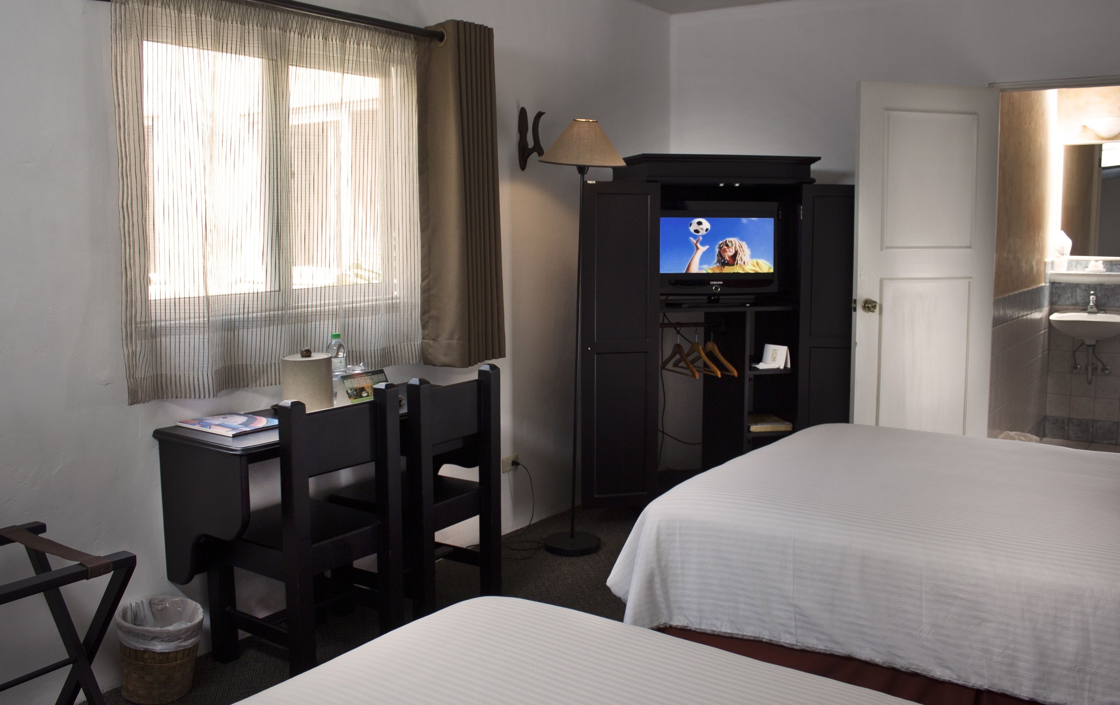 standard double room, 1 bedroom, courtyard view | desk, iron/ironing board, free wifi