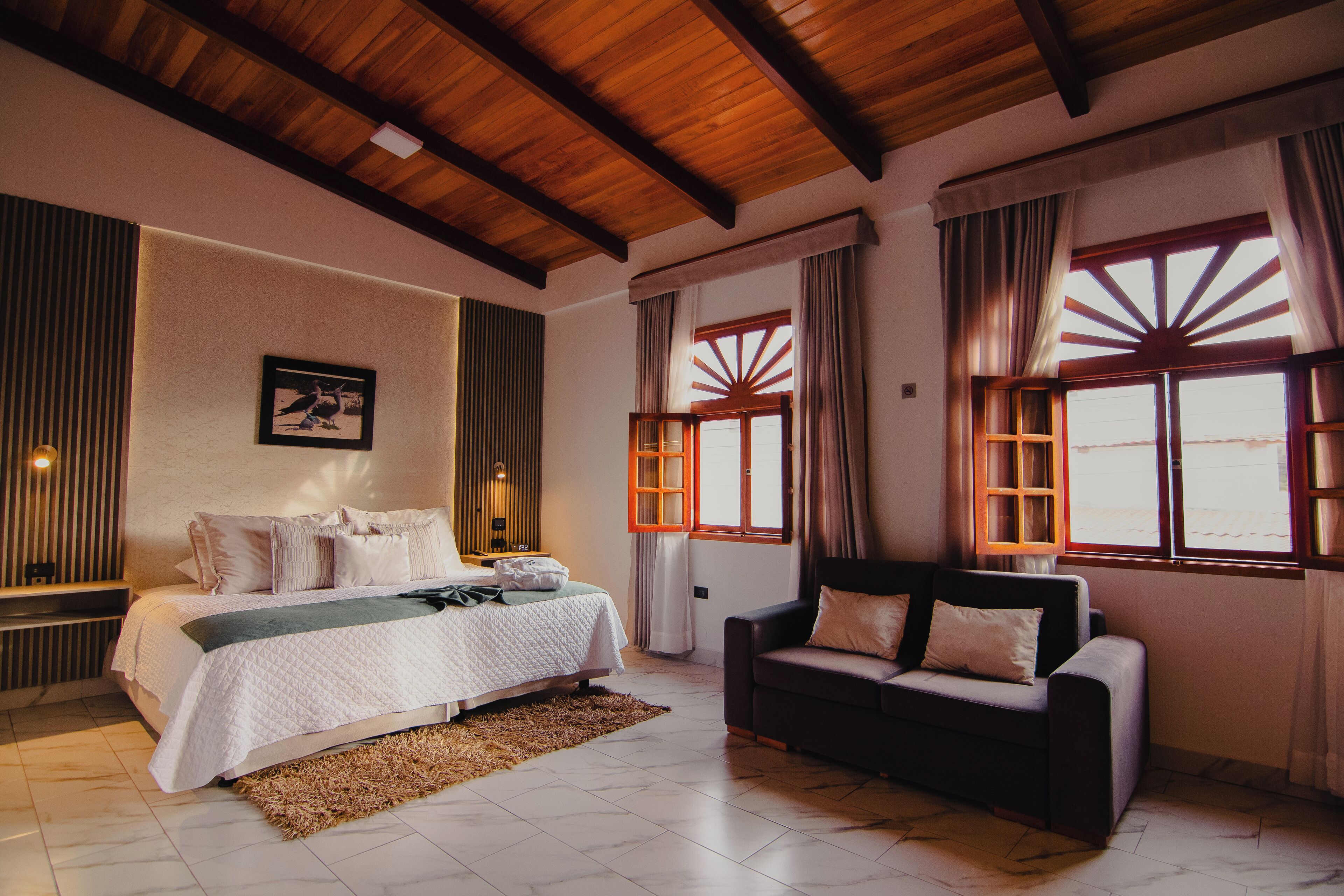 Suite, 1 Bedroom | Free minibar, in-room safe, desk, free WiFi