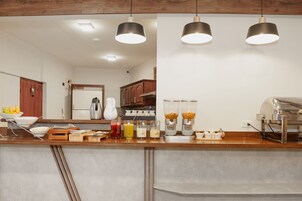 Free daily full breakfast