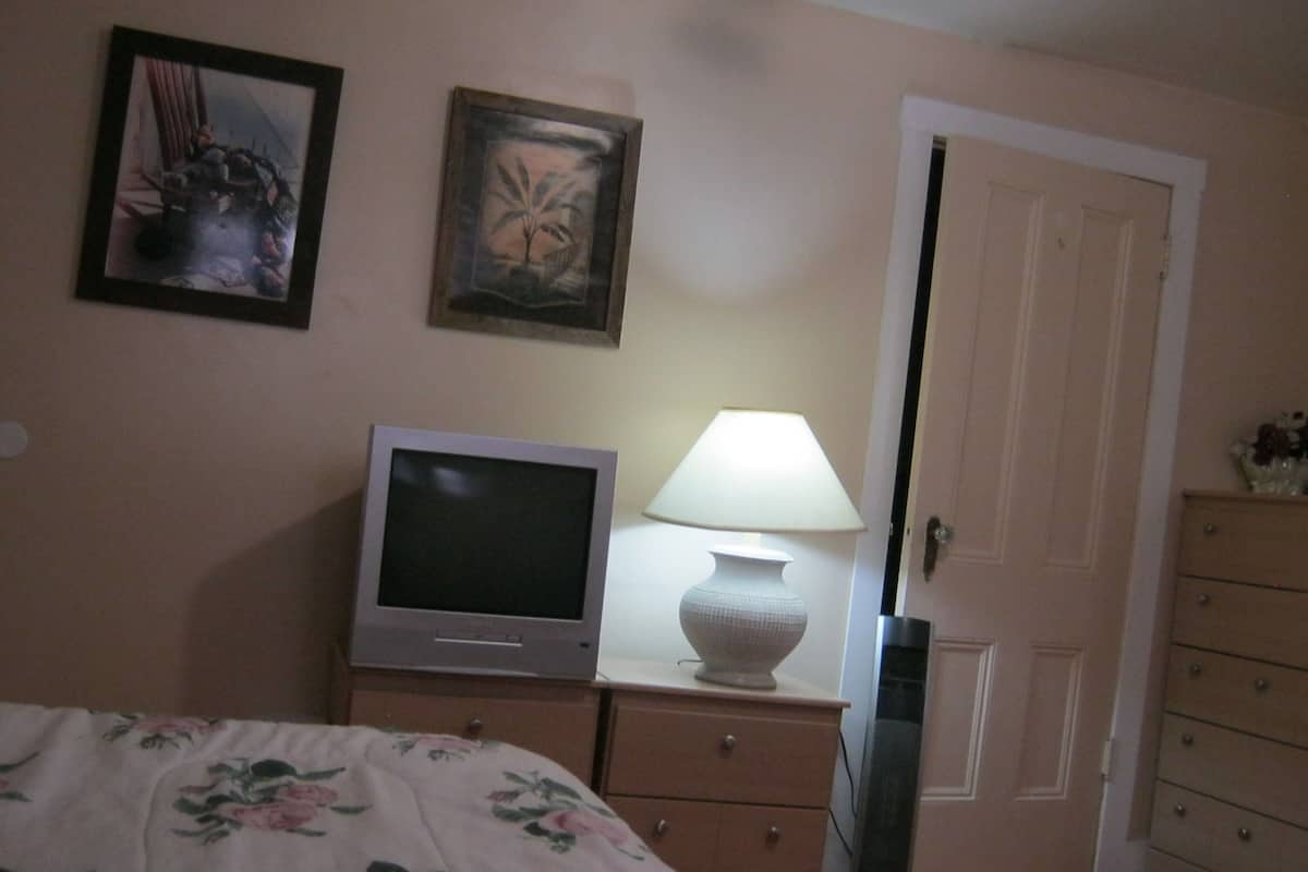 Kamer, 1 slaapkamer, balkon (Private) | 1 slaapkamer, gratis wifi, beddengoed