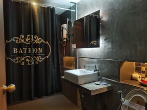 Premier Loft | Bathroom - De Poem Loft Boutique Residence (Hat Yai)