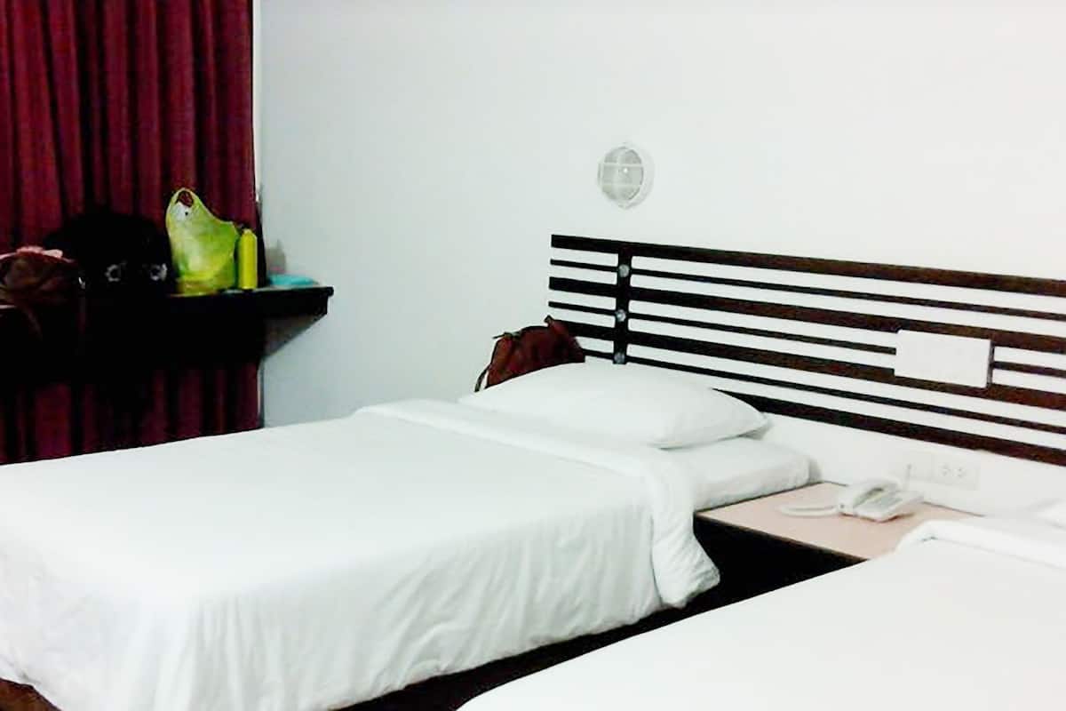 Minibar, in-room safe, desk, blackout curtains