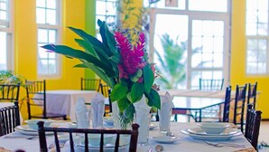 Unclassified image, 5 of 19, button - Sea Breeze Inn (Castle Bruce)