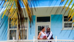 Unclassified image, 3 of 19, button - Sea Breeze Inn (Castle Bruce)