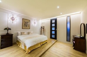 Quarto casal luxo | 1 quarto, roupas de cama premium, edredons de pluma