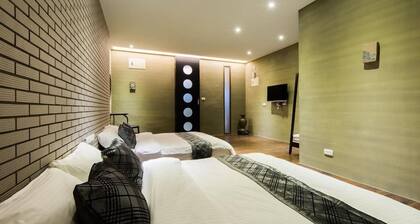 LITHO Hostel
