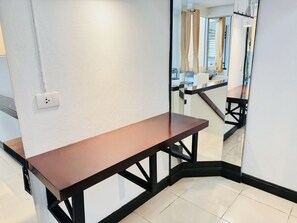 Desk, free WiFi - PP Resort Hat Yai (Hat Yai)