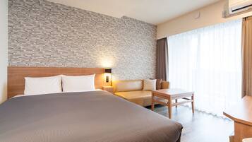 Individually decorated, individually furnished, desk, free WiFi