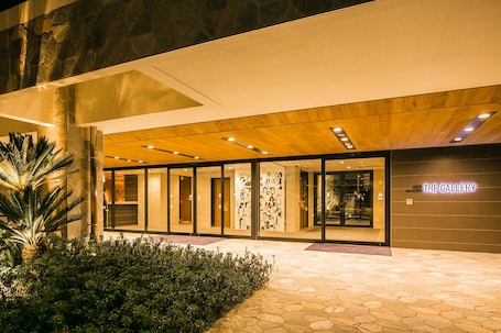 Property entrance. Sakura Terrace The Gallery