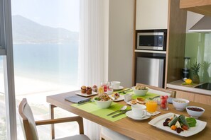 Chic Studio | Private kitchen