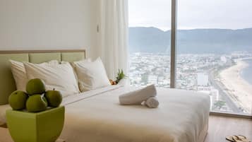 Minibar, coffres-forts dans les chambres, décoration personnalisée