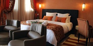 Superior Room | In-room safe, desk, blackout drapes, iron/ironing board - Dar Souran (Tangier)