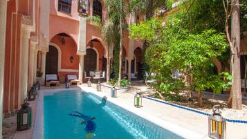 Piscina all'aperto