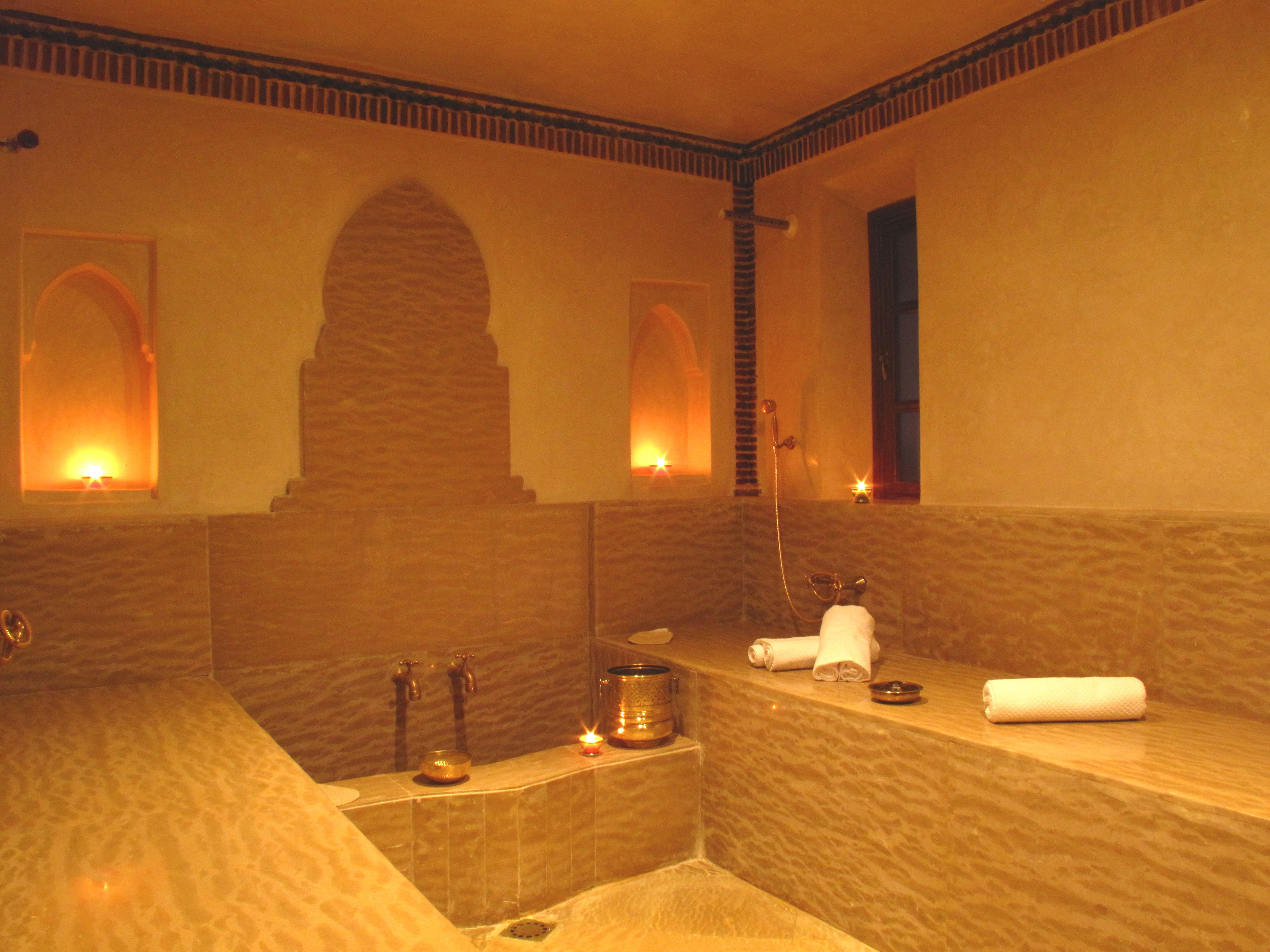 Couples treatment room(s), steam room, Turkish bath/hammam