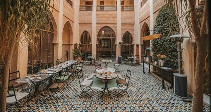 Riad Le Perroquet Bleu