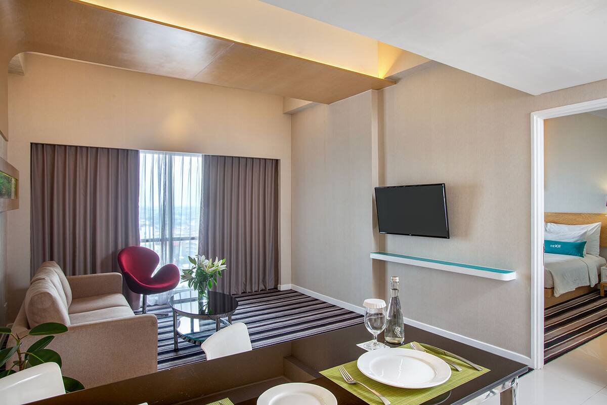 THE 1O1 Suite | มินิบาร์, ตู้นิรภัยในห้องพัก, โต๊ะทำงาน, เตารีด/โต๊ะรีดผ้า