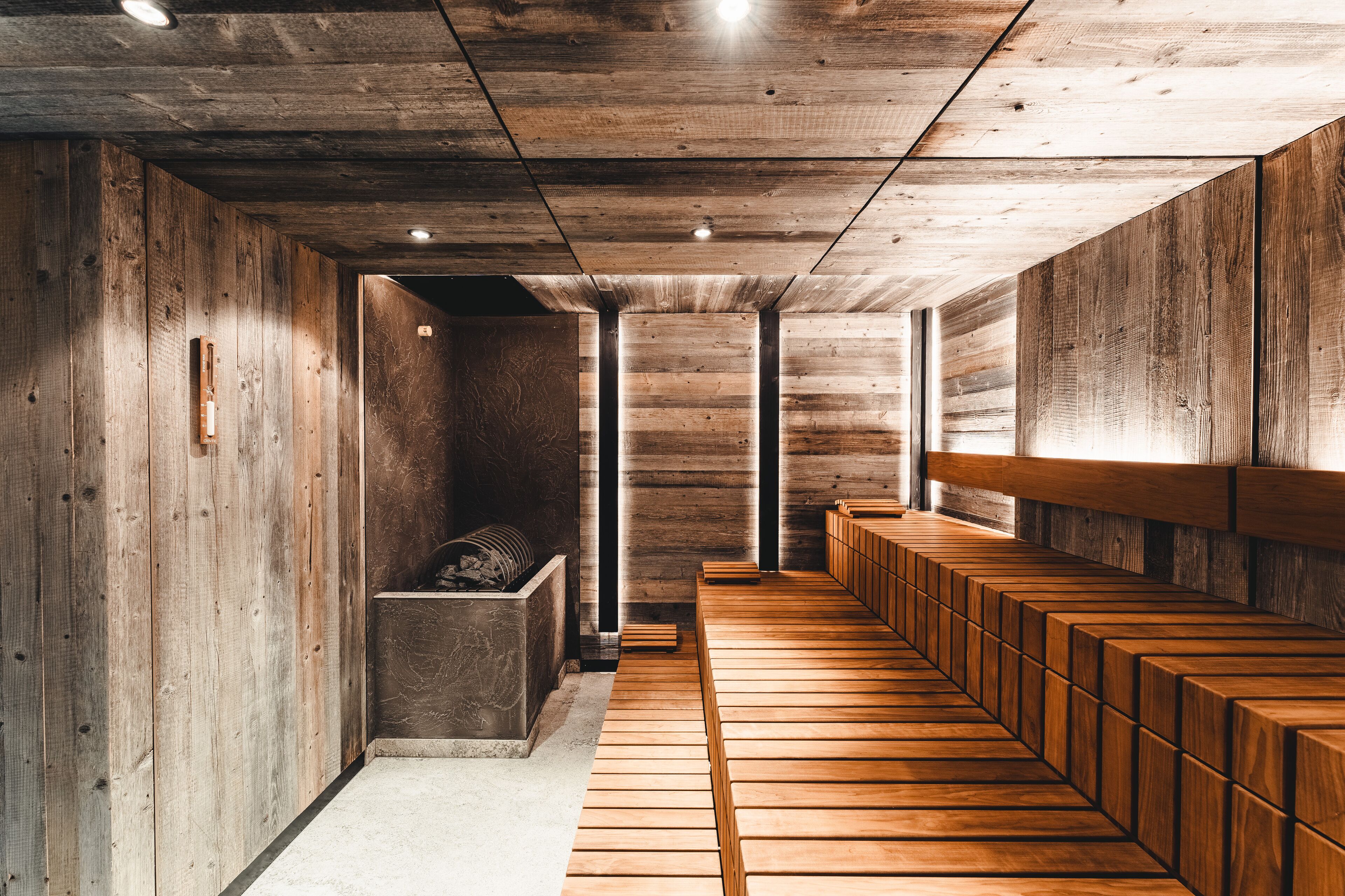 Đồ dùng nhà tắm miễn phí, máy sấy tóc, áo choàng tắm 