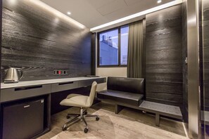 Standard Twin Room, 2 Single Beds | Room amenity - The Cloud Hotel Taichung (Taichung)