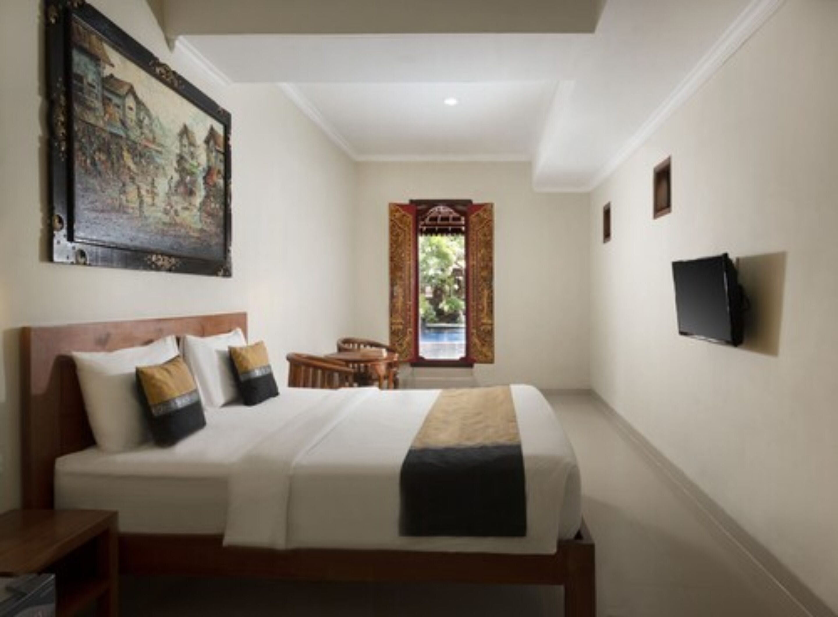 Premium bedding, Select Comfort beds, in-room safe, desk
