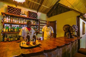 Bar (in der Unterkunft)