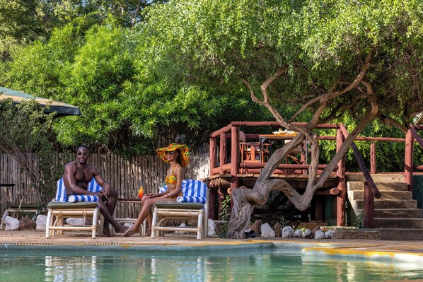 Outdoor pool - Sentrim Tsavo Lodge (Voi)