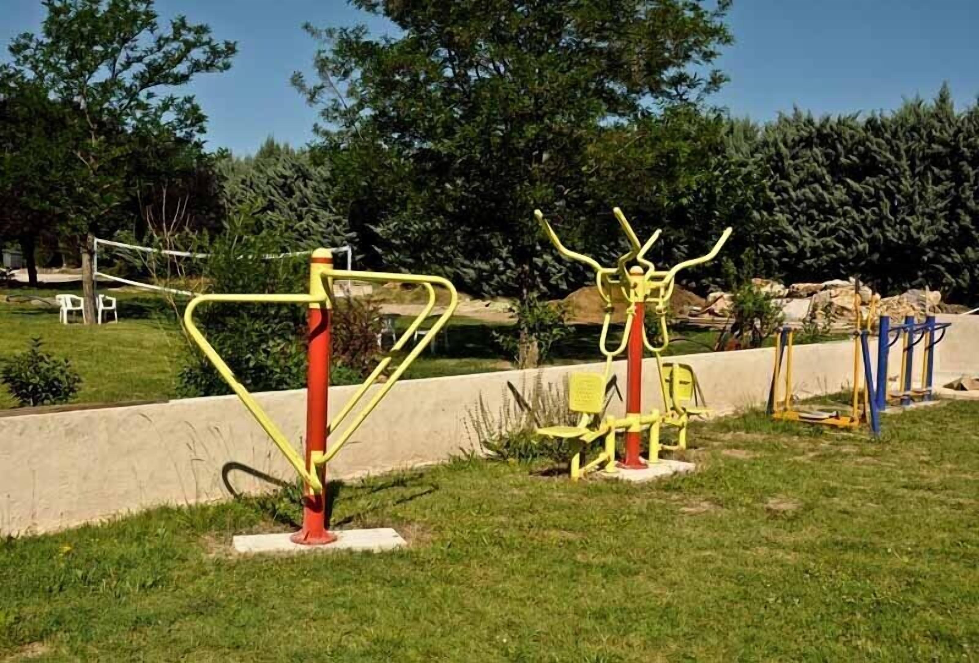 children’s play area – outdoor