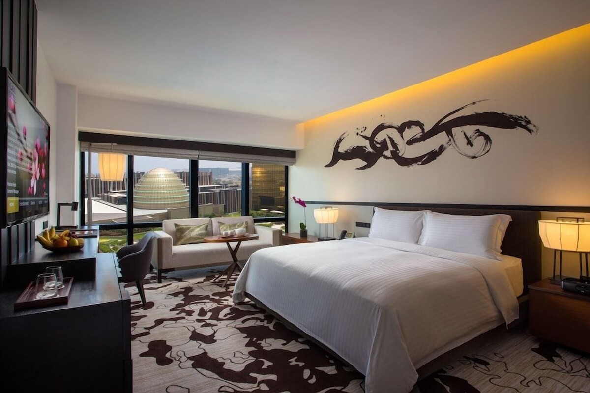 Ropa de cama de alta calidad y minibar con artículos gratuitos