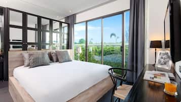 Coffres-forts dans les chambres, bureau, rideaux occultants