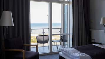 Dobbeltværelse med havudsigt | Hypo-allergenic bedding, individually decorated, individually furnished
