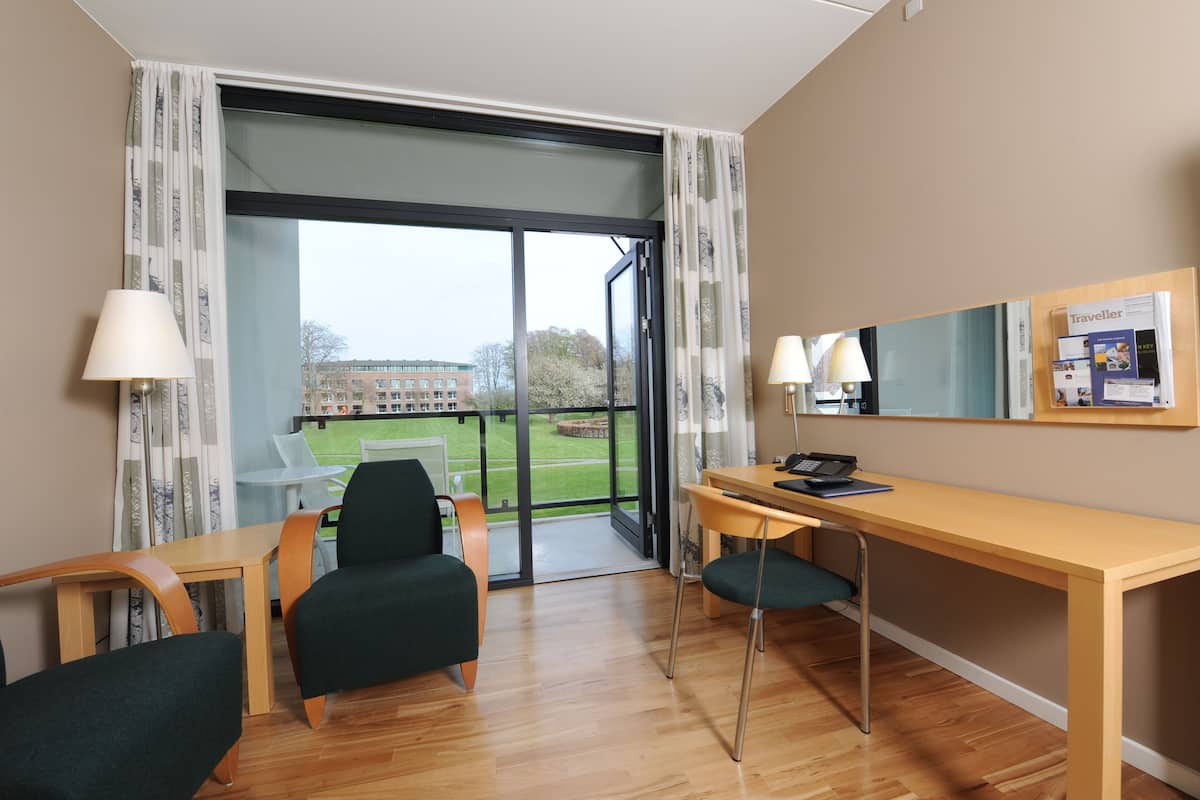 double room | 1 bedroom, hypo-allergenic bedding, individually decorated