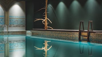 Indendørs pool, liggestole