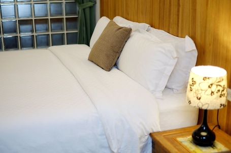 4 habitaciones, ropa de cama de alta calidad y cubrecamas