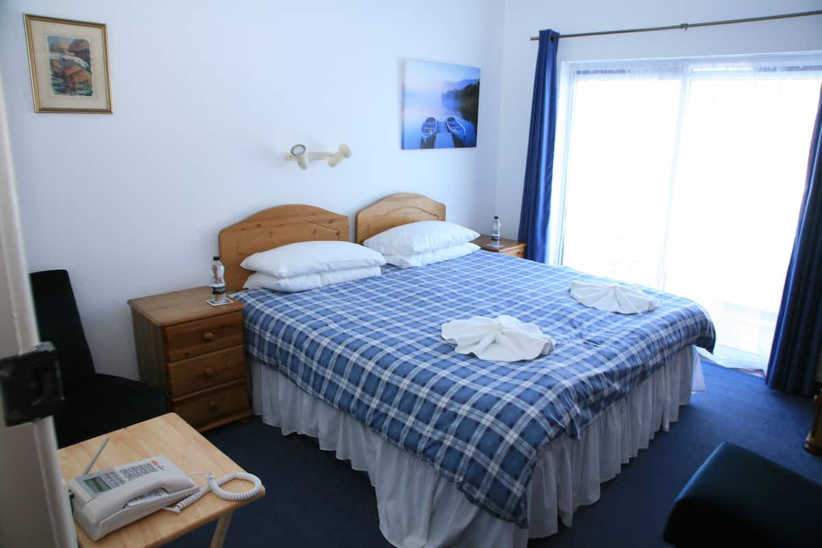 Desk, iron/ironing board, free WiFi, bed sheets