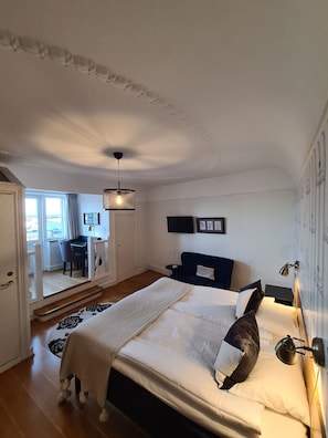 Superior-Doppelzimmer, Meerblick | Schreibtisch, Verdunkelungsvorhänge, Bügeleisen/Bügelbrett