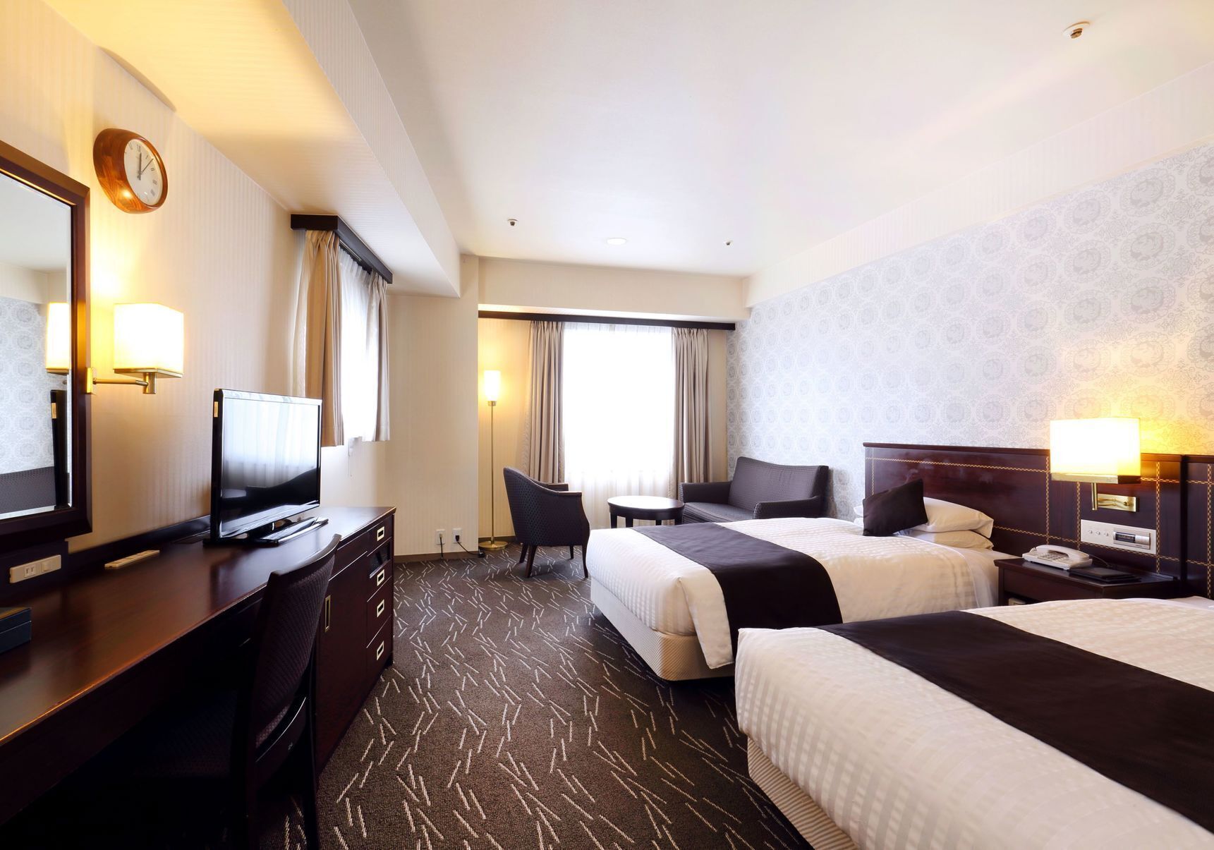 In-room safe, desk, free WiFi, bed sheets