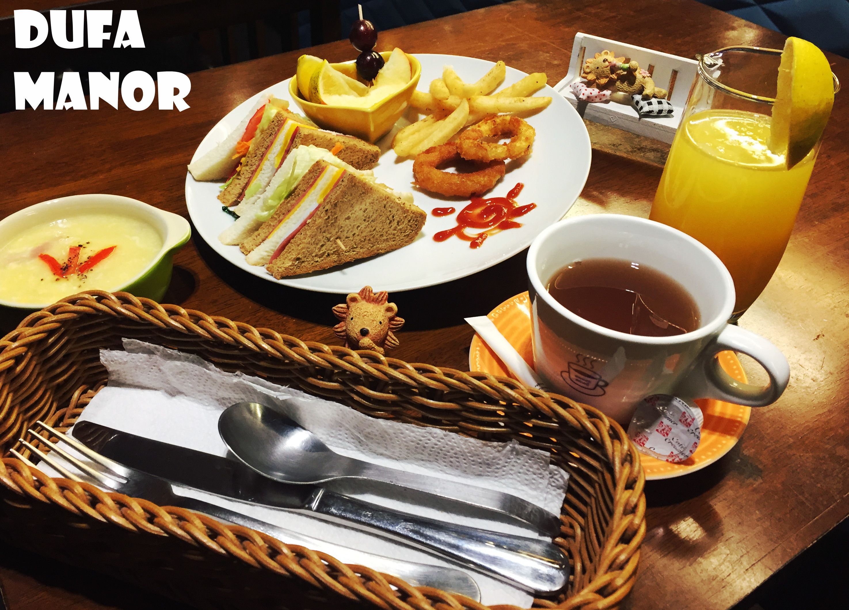 free daily continental breakfast