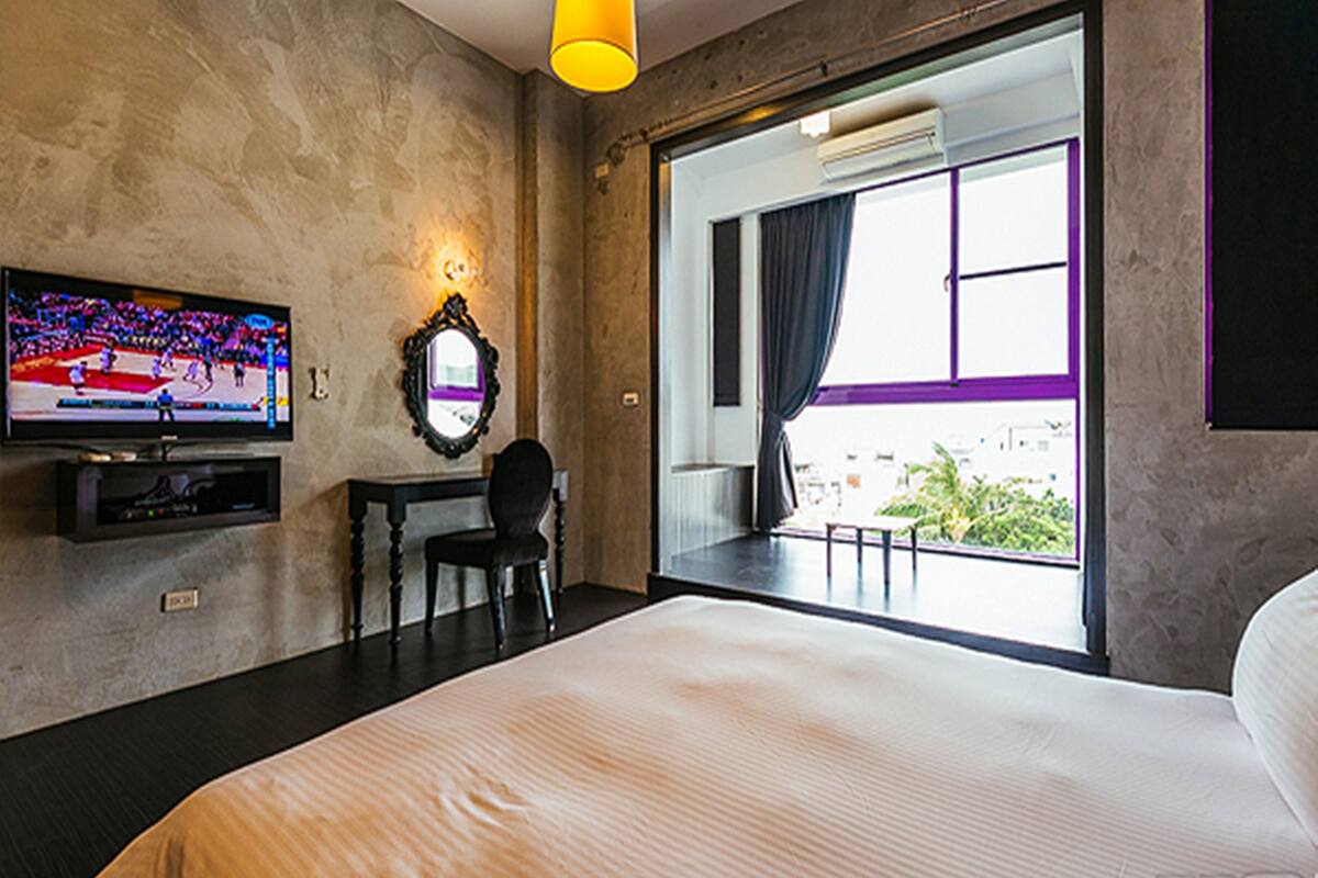 Deluxe Double Room, 1 King Bed, Ocean View | Desk, blackout curtains, free cots/infant beds, free WiFi