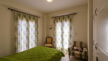 Apartment, 1 Bedroom, Beach View | Blackout drapes, soundproofing, free cribs/infant beds, free WiFi
