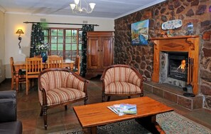 1 bedroom, Egyptian cotton sheets, in-room safe, individually decorated