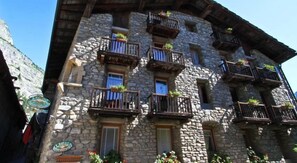 Front of property - Hôtel Dolonne (Courmayeur)