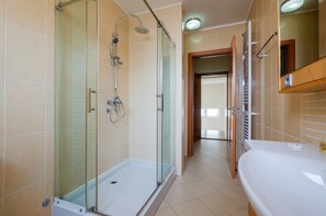 Familienapartment, 2 Schlafzimmer, Kochnische