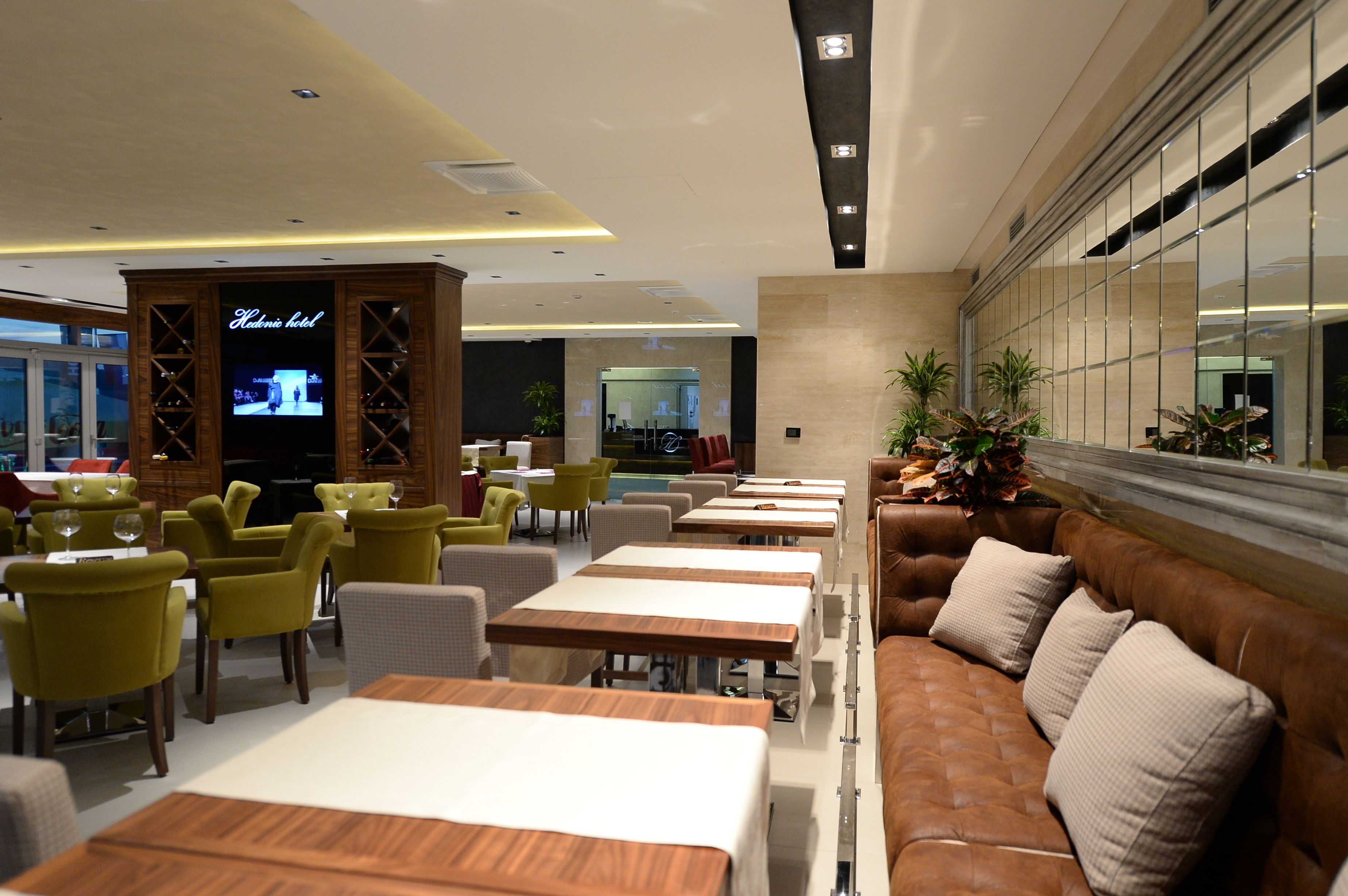 breakfast, lunch, dinner served; regional cuisine