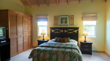 1 bedroom, iron/ironing board, free cots/infant beds, free WiFi