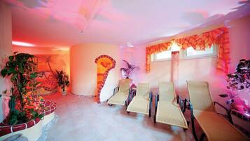 Sports massages, reflexology