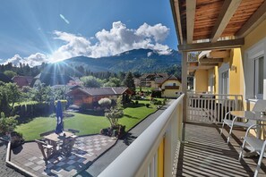 View from property - Hotel Garni Zerza (Hermagor-Pressegger See)