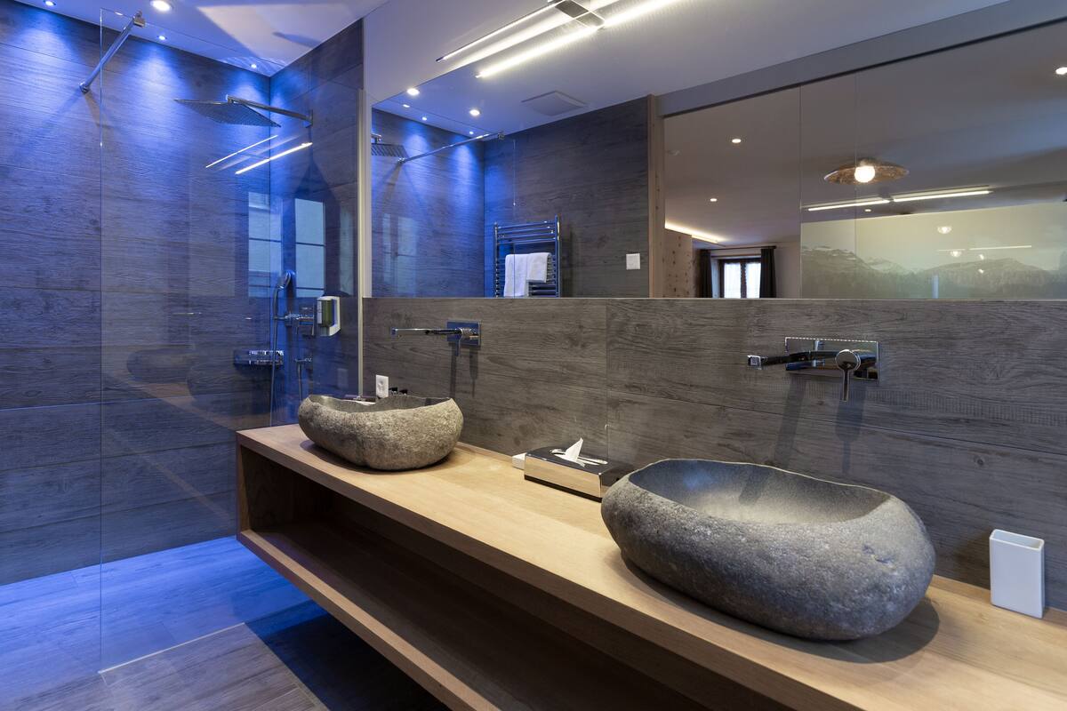 junior suite, balcony | bathroom | hair dryer, bathrobes, towels, soap